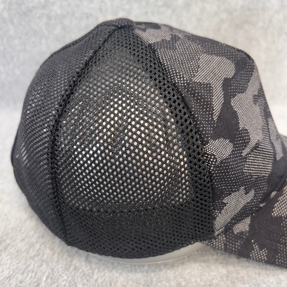 Lululemon Camo Print Unisex Black Trucker Hat Mesh Snapback OS - Picture 4 of 12